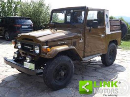 usato TOYOTA Land Cruiser