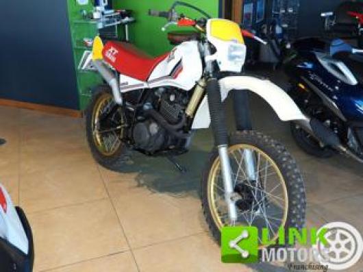 usato YAMAHA XT 400