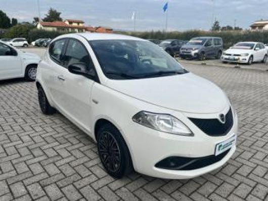 usato LANCIA Ypsilon