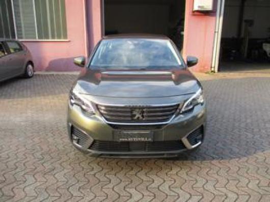 usato PEUGEOT 5008