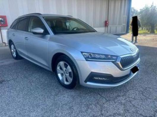 usato SKODA Octavia