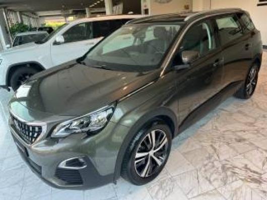 usato PEUGEOT 5008