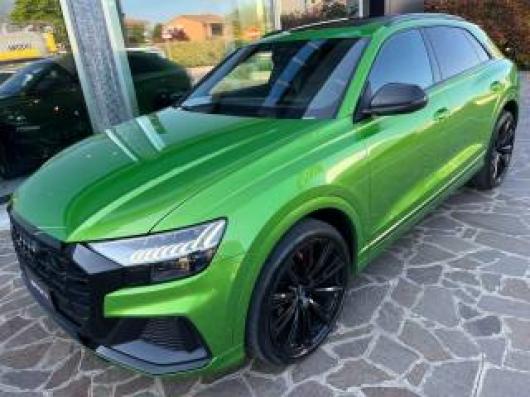 usato AUDI Q8