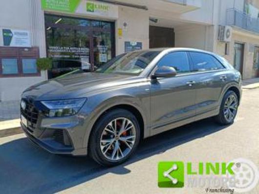 usato AUDI Q8