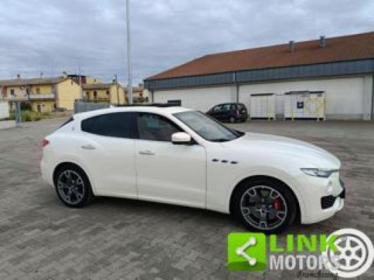 usato MASERATI Levante