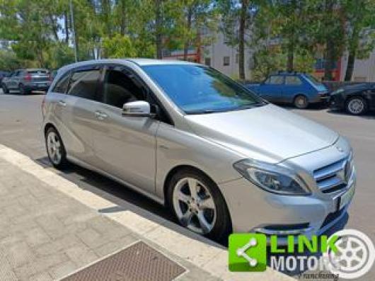usato MERCEDES B 200
