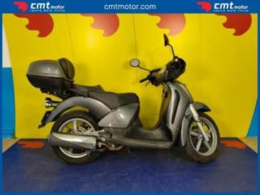 usato APRILIA Scarabeo 250