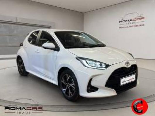 usato TOYOTA Yaris
