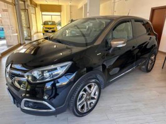 usato RENAULT Captur