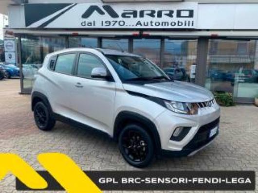 KUV100