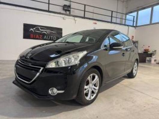 usato PEUGEOT 208