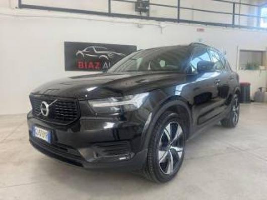 usato VOLVO XC40