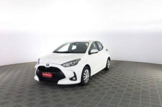 usato TOYOTA Yaris