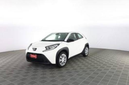 usato TOYOTA Aygo X