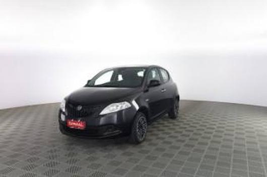 usato LANCIA Ypsilon