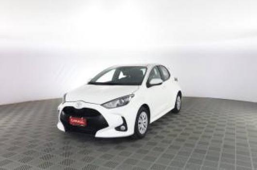 usato TOYOTA Yaris