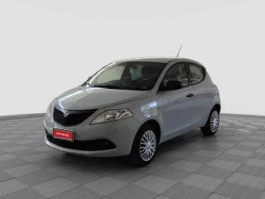 usato LANCIA Ypsilon