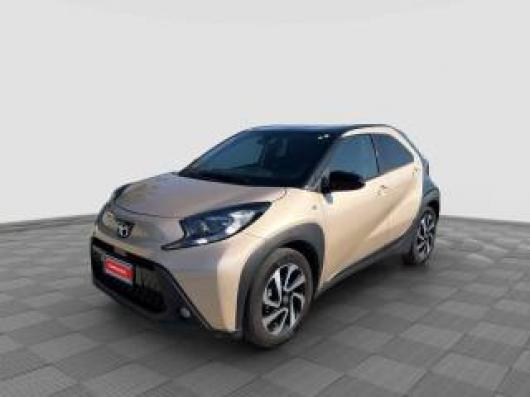 usato TOYOTA Aygo X