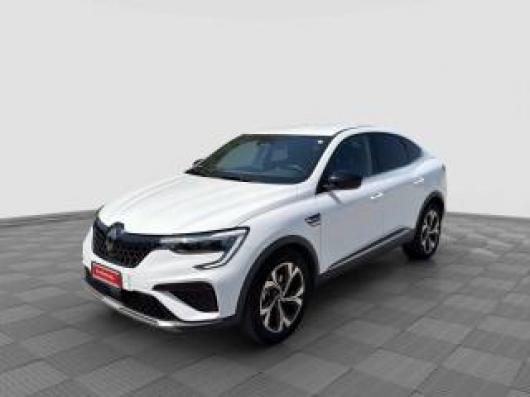 usato RENAULT Arkana
