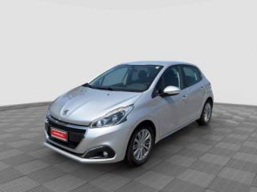 usato PEUGEOT 208