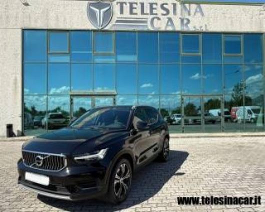 usato VOLVO XC40
