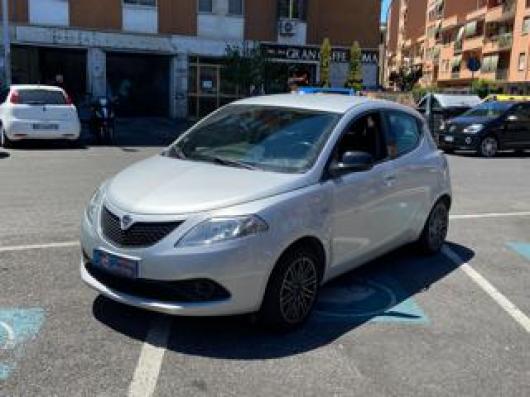 usato LANCIA Ypsilon