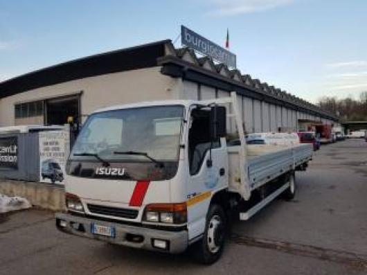 usato ISUZU Altro