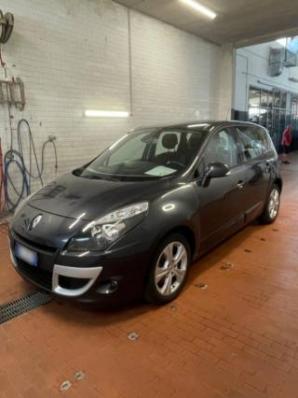 usato RENAULT Scenic