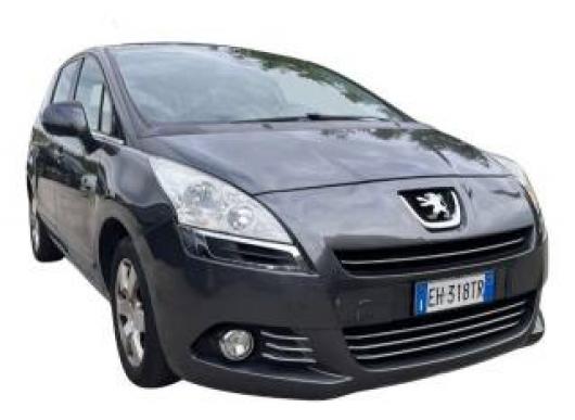 usato PEUGEOT 5008