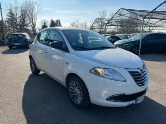 usato LANCIA Ypsilon