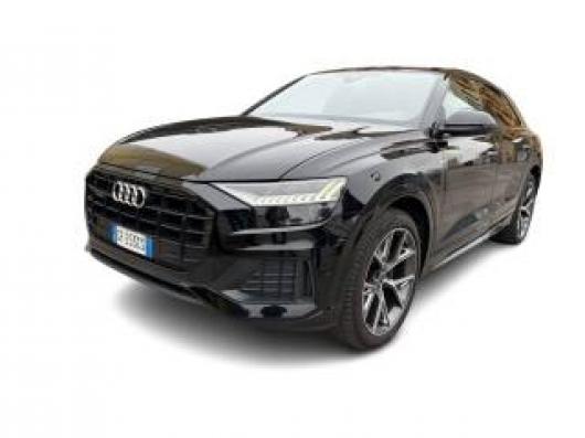 usato AUDI Q8