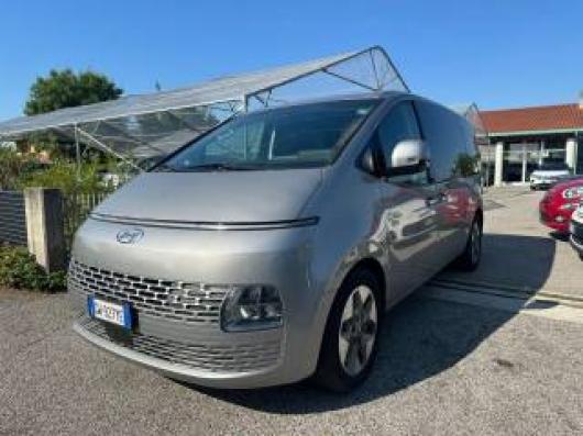 usato HYUNDAI Staria