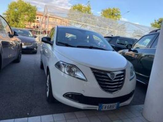 usato LANCIA Ypsilon