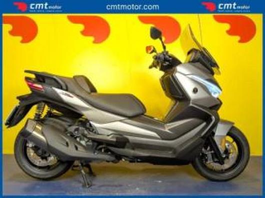 usato VOGE sr4