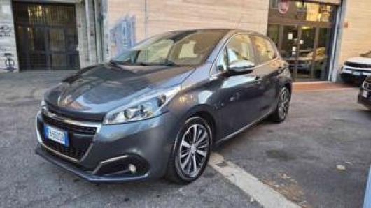 usato PEUGEOT 208