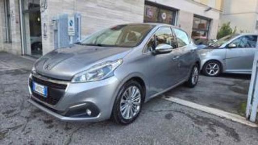usato PEUGEOT 208