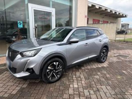 usato PEUGEOT 2008