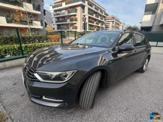 usato VOLKSWAGEN Passat