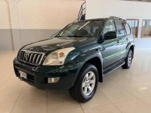 usato TOYOTA Land Cruiser