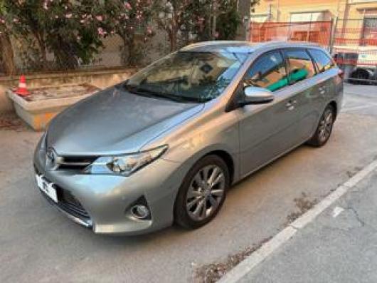 usato TOYOTA Auris Touring Sports