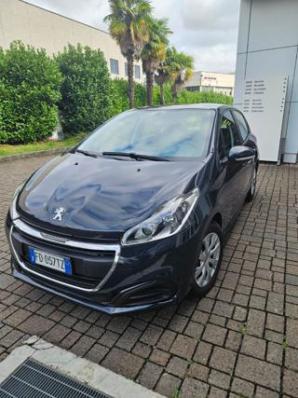 usato PEUGEOT 208