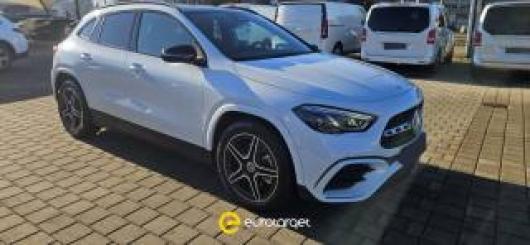 usato MERCEDES GLA 200