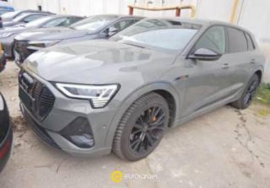 usato AUDI e tron