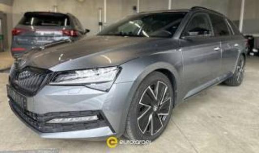 usato SKODA Superb