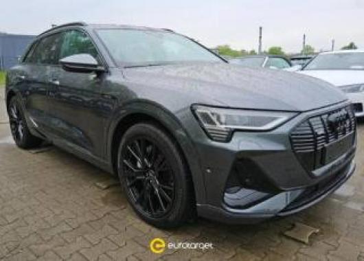 usato AUDI e tron