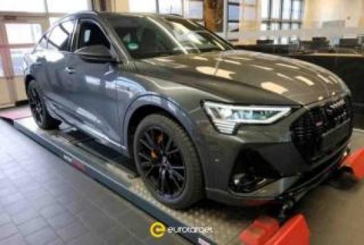 usato AUDI e tron