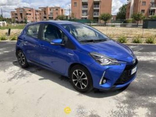 usato TOYOTA Yaris
