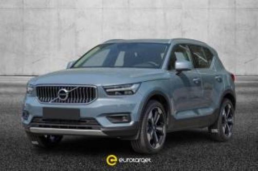 usato VOLVO XC40