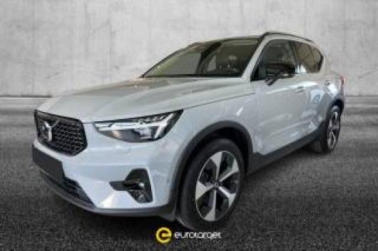 usato VOLVO XC40