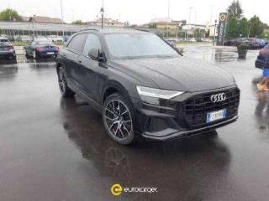 usato AUDI Q8